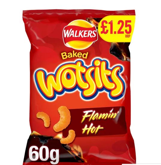 Walkers Wotsits Giants Flamin' Hot Snacks PMP (15 x 60g)